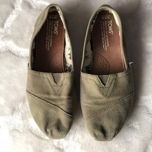 TOMS